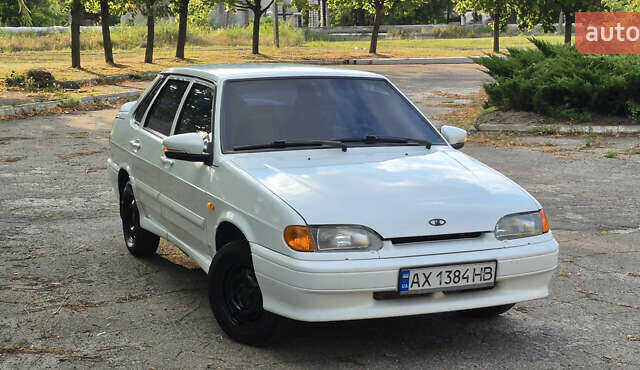 Білий ВАЗ 2115 Самара, об'ємом двигуна 1.6 л та пробігом 160 тис. км за 2000 $, фото 1 на Automoto.ua