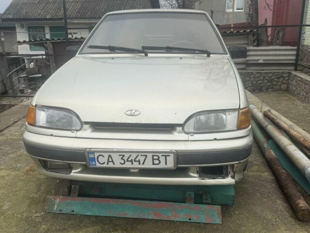 Бежевый ВАЗ 2115 Самара, объемом двигателя 1.5 л и пробегом 220 тыс. км за 2000 $, фото 1 на Automoto.ua
