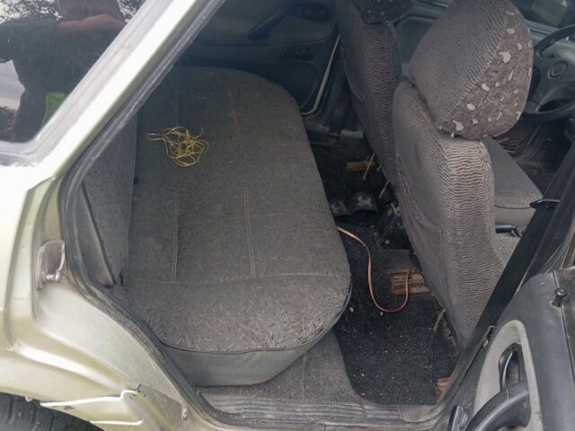 Бежевый ВАЗ 2115 Самара, объемом двигателя 1.6 л и пробегом 567 тыс. км за 600 $, фото 1 на Automoto.ua