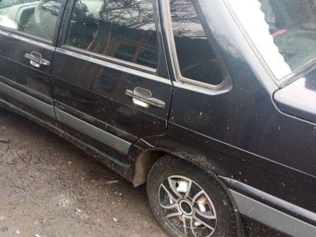 Черный ВАЗ 2115 Самара, объемом двигателя 1.6 л и пробегом 500 тыс. км за 1467 $, фото 1 на Automoto.ua