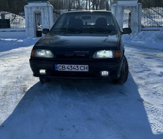 Черный ВАЗ 2115 Самара, объемом двигателя 1.5 л и пробегом 280 тыс. км за 2000 $, фото 1 на Automoto.ua