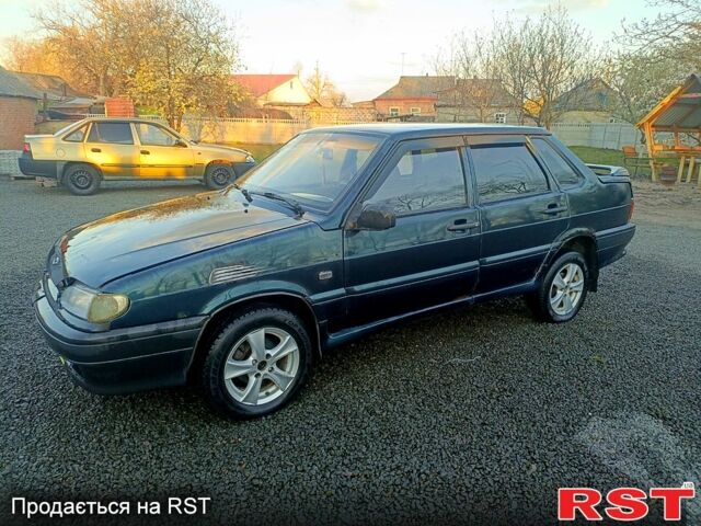 Черный ВАЗ 2115 Самара, объемом двигателя 1.6 л и пробегом 200 тыс. км за 800 $, фото 1 на Automoto.ua