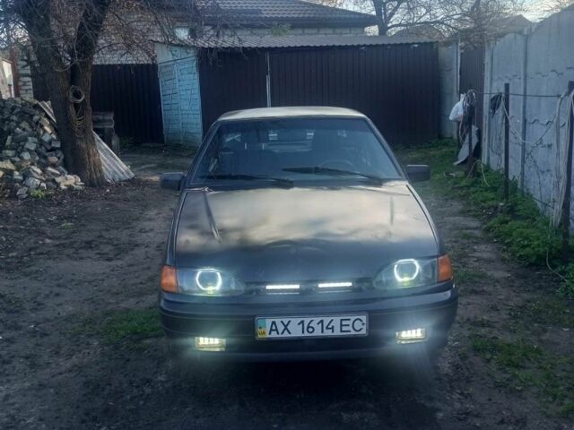 Черный ВАЗ 2115 Самара, объемом двигателя 1.6 л и пробегом 300 тыс. км за 1850 $, фото 1 на Automoto.ua