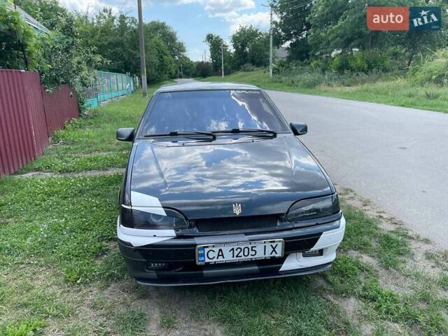 Черный ВАЗ 2115 Самара, объемом двигателя 1.6 л и пробегом 165 тыс. км за 2700 $, фото 1 на Automoto.ua