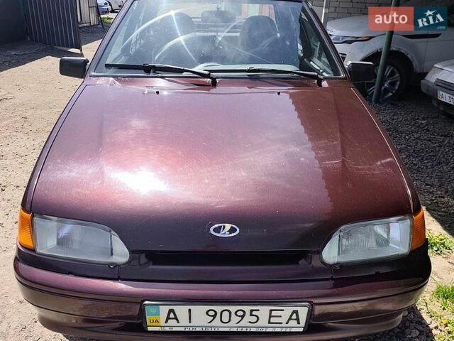 Красный ВАЗ 2115 Самара, объемом двигателя 1.6 л и пробегом 390 тыс. км за 1500 $, фото 1 на Automoto.ua