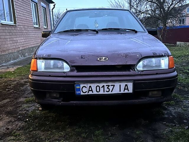 Красный ВАЗ 2115 Самара, объемом двигателя 1.6 л и пробегом 198 тыс. км за 1600 $, фото 1 на Automoto.ua