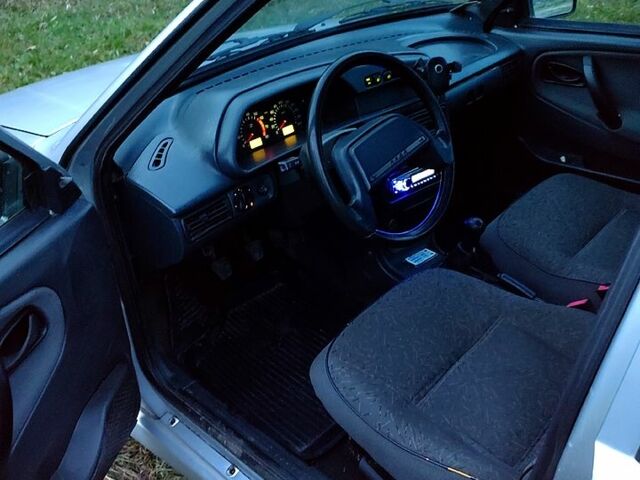 ВАЗ 2115 Самара, об'ємом двигуна 1.6 л та пробігом 151 тис. км за 1700 $, фото 1 на Automoto.ua