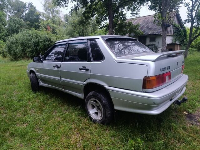 Серый ВАЗ 2115 Самара, объемом двигателя 1 л и пробегом 247 тыс. км за 1500 $, фото 1 на Automoto.ua