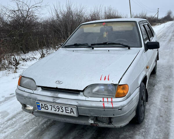 Серый ВАЗ 2115 Самара, объемом двигателя 1.5 л и пробегом 300 тыс. км за 1150 $, фото 1 на Automoto.ua