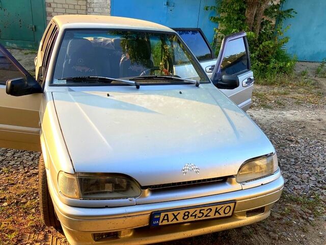 Серый ВАЗ 2115 Самара, объемом двигателя 1.5 л и пробегом 230 тыс. км за 2300 $, фото 1 на Automoto.ua