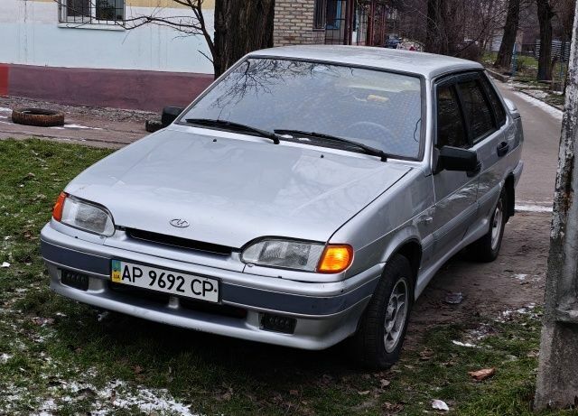 Сірий ВАЗ 2115 Самара, об'ємом двигуна 1.5 л та пробігом 247 тис. км за 857 $, фото 1 на Automoto.ua