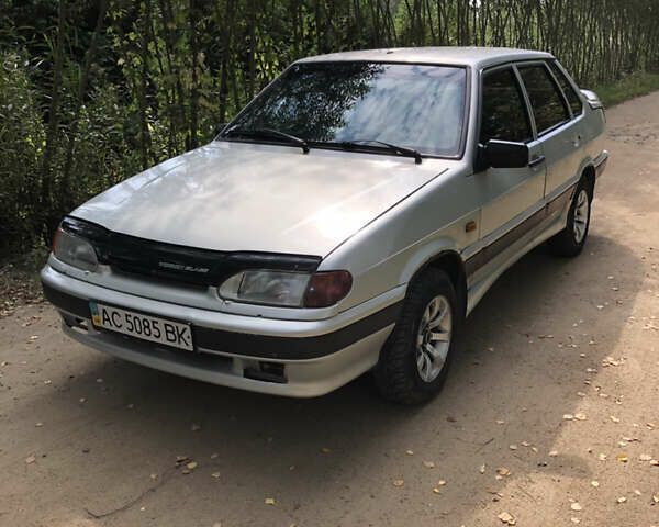 Серый ВАЗ 2115 Самара, объемом двигателя 1.5 л и пробегом 250 тыс. км за 1500 $, фото 1 на Automoto.ua