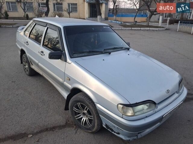 Серый ВАЗ 2115 Самара, объемом двигателя 1.5 л и пробегом 204 тыс. км за 1900 $, фото 1 на Automoto.ua