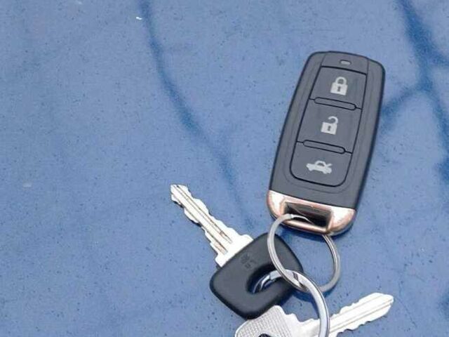 Серый ВАЗ 2115 Самара, объемом двигателя 1.5 л и пробегом 125 тыс. км за 1350 $, фото 1 на Automoto.ua