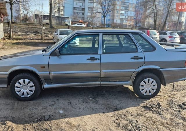 Серый ВАЗ 2115 Самара, объемом двигателя 1.5 л и пробегом 155 тыс. км за 1350 $, фото 1 на Automoto.ua