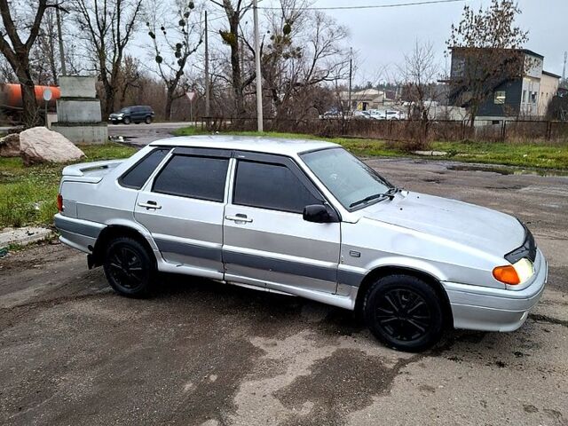 Серый ВАЗ 2115 Самара, объемом двигателя 1.5 л и пробегом 183 тыс. км за 1600 $, фото 1 на Automoto.ua