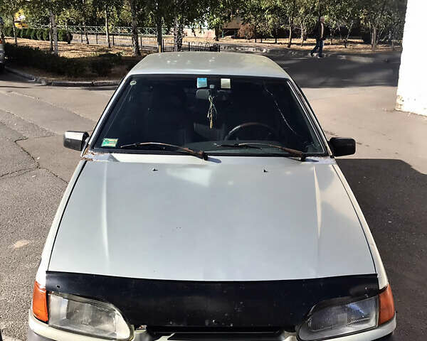 Серый ВАЗ 2115 Самара, объемом двигателя 1.5 л и пробегом 280 тыс. км за 1250 $, фото 1 на Automoto.ua