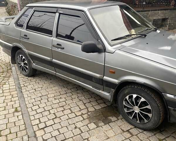 Серый ВАЗ 2115 Самара, объемом двигателя 1.5 л и пробегом 220 тыс. км за 1400 $, фото 1 на Automoto.ua