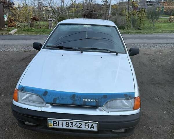 Серый ВАЗ 2115 Самара, объемом двигателя 1.5 л и пробегом 190 тыс. км за 1700 $, фото 1 на Automoto.ua