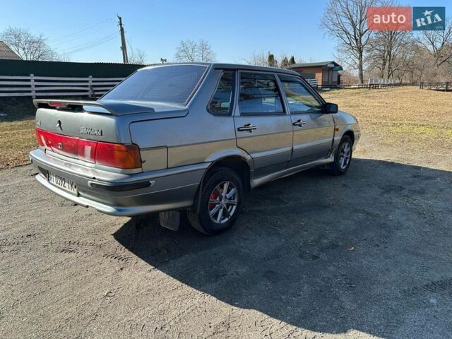 Серый ВАЗ 2115 Самара, объемом двигателя 1.5 л и пробегом 200 тыс. км за 1800 $, фото 1 на Automoto.ua