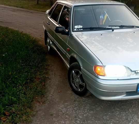 Серый ВАЗ 2115 Самара, объемом двигателя 1.5 л и пробегом 111 тыс. км за 1650 $, фото 1 на Automoto.ua