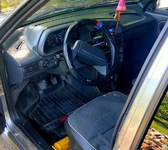 Серый ВАЗ 2115 Самара, объемом двигателя 1.6 л и пробегом 0 тыс. км за 2000 $, фото 1 на Automoto.ua