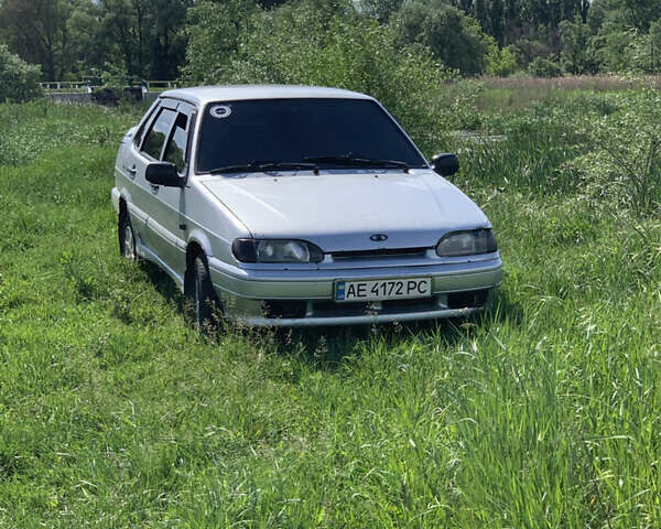 Серый ВАЗ 2115 Самара, объемом двигателя 1.6 л и пробегом 200 тыс. км за 2100 $, фото 1 на Automoto.ua