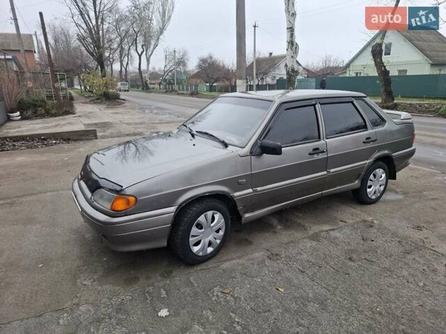 Серый ВАЗ 2115 Самара, объемом двигателя 1.6 л и пробегом 200 тыс. км за 1950 $, фото 1 на Automoto.ua