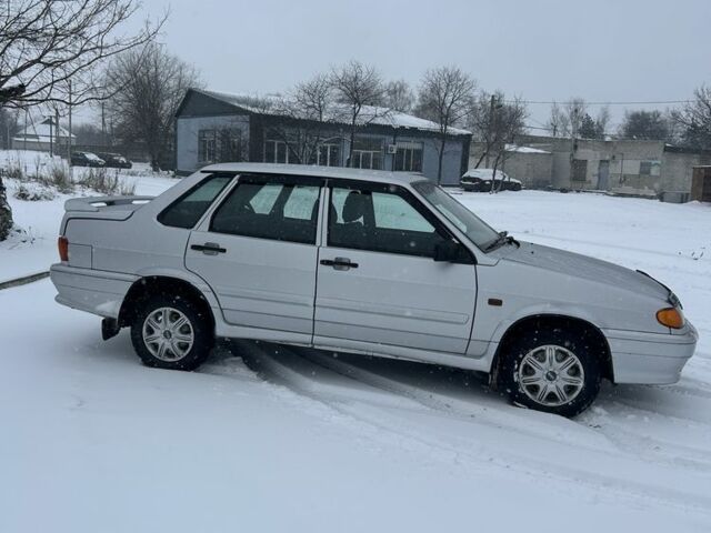 Серый ВАЗ 2115 Самара, объемом двигателя 1.6 л и пробегом 173 тыс. км за 2200 $, фото 1 на Automoto.ua