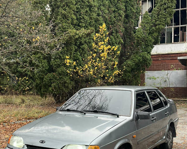 Серый ВАЗ 2115 Самара, объемом двигателя 1.6 л и пробегом 320 тыс. км за 1700 $, фото 1 на Automoto.ua