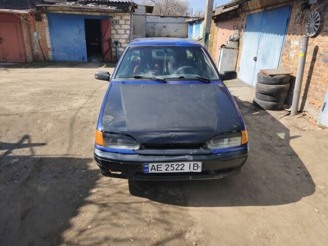 Синий ВАЗ 2115 Самара, объемом двигателя 1 л и пробегом 200 тыс. км за 850 $, фото 1 на Automoto.ua