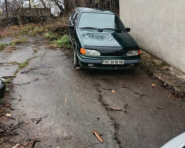 Зеленый ВАЗ 2115 Самара, объемом двигателя 1.5 л и пробегом 300 тыс. км за 600 $, фото 1 на Automoto.ua