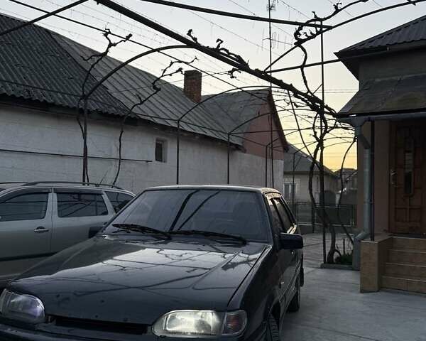 Зеленый ВАЗ 2115 Самара, объемом двигателя 1.5 л и пробегом 198 тыс. км за 800 $, фото 1 на Automoto.ua