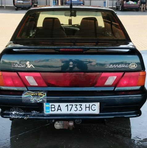 Зелений ВАЗ 2115 Самара, об'ємом двигуна 1.5 л та пробігом 260 тис. км за 1500 $, фото 1 на Automoto.ua