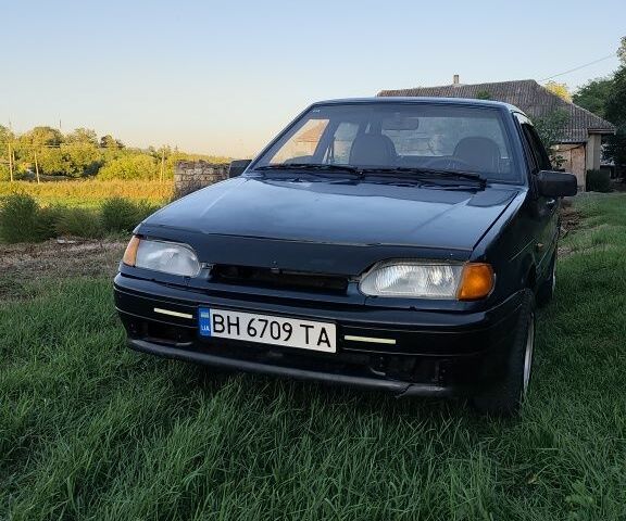 Зелений ВАЗ 2115 Самара, об'ємом двигуна 1.5 л та пробігом 300 тис. км за 1499 $, фото 1 на Automoto.ua
