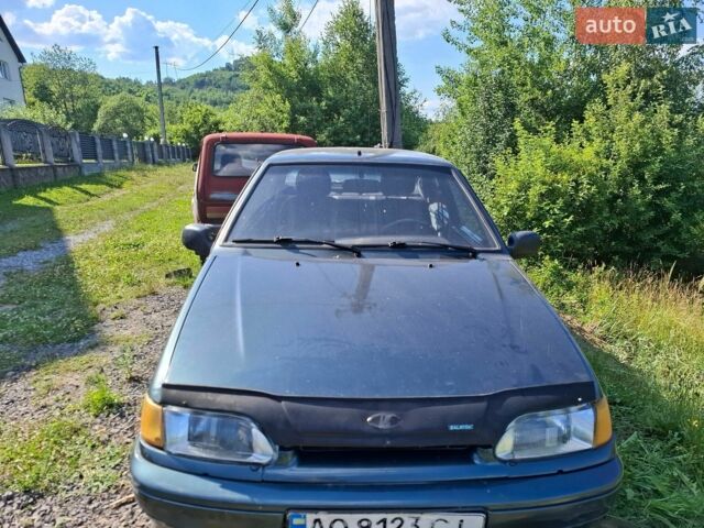 Зеленый ВАЗ 2115 Самара, объемом двигателя 1.6 л и пробегом 220 тыс. км за 600 $, фото 1 на Automoto.ua