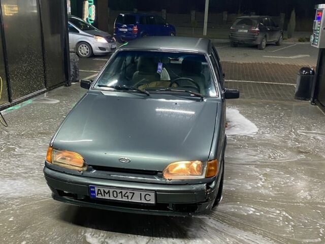 Зеленый ВАЗ 2115 Самара, объемом двигателя 1.6 л и пробегом 3 тыс. км за 1400 $, фото 1 на Automoto.ua