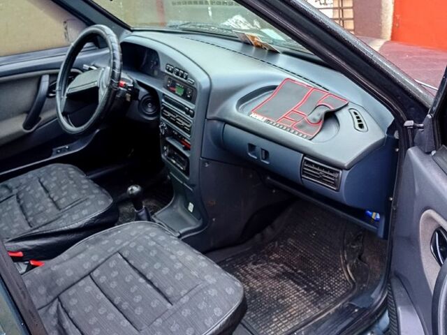 Зеленый ВАЗ 2115 Самара, объемом двигателя 1.6 л и пробегом 18500 тыс. км за 2800 $, фото 1 на Automoto.ua