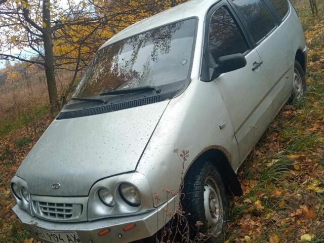 Сірий ВАЗ 2120 Надежда, об'ємом двигуна 1.8 л та пробігом 345 тис. км за 2500 $, фото 1 на Automoto.ua