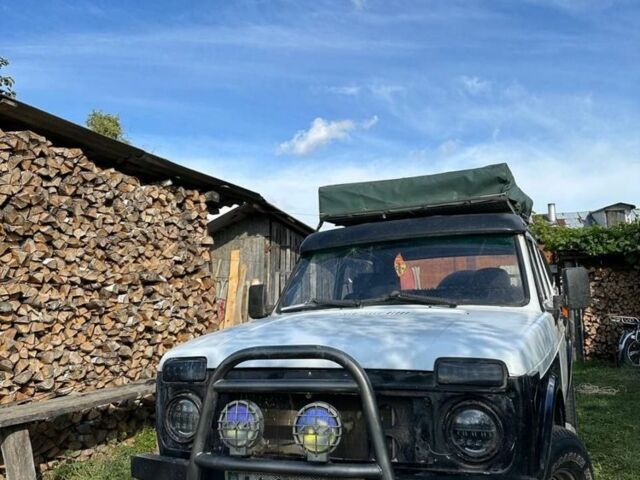 Белый ВАЗ 2121, объемом двигателя 1.6 л и пробегом 20 тыс. км за 1700 $, фото 1 на Automoto.ua