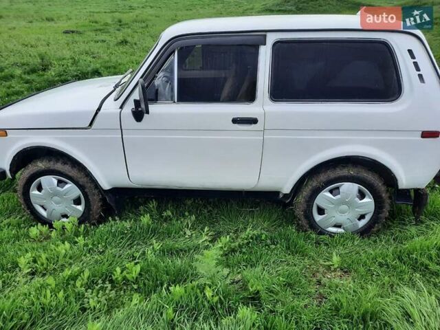 Белый ВАЗ 2121 Нива, объемом двигателя 0 л и пробегом 80 тыс. км за 2500 $, фото 1 на Automoto.ua