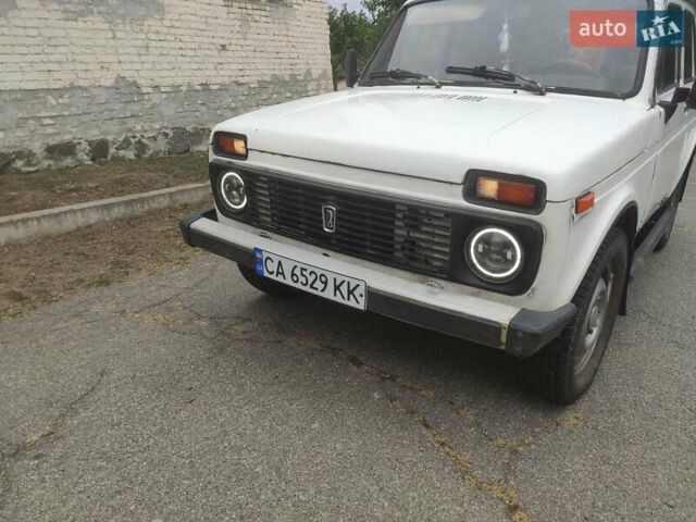 Білий ВАЗ 2121 Нива, об'ємом двигуна 1.6 л та пробігом 86 тис. км за 1800 $, фото 1 на Automoto.ua