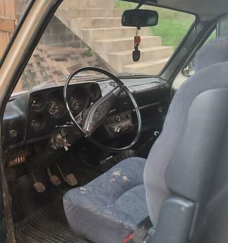 Белый ВАЗ 2121 Нива, объемом двигателя 0 л и пробегом 300 тыс. км за 1300 $, фото 1 на Automoto.ua