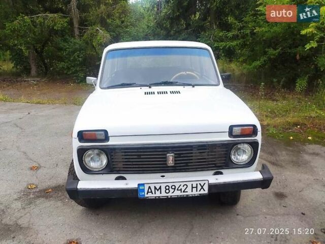 Белый ВАЗ 2121 Нива, объемом двигателя 1.6 л и пробегом 151 тыс. км за 1899 $, фото 1 на Automoto.ua