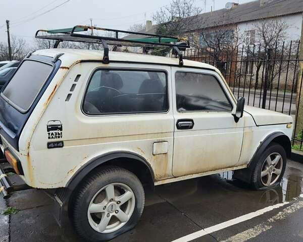 Білий ВАЗ 2121 Нива, об'ємом двигуна 1.6 л та пробігом 1 тис. км за 1450 $, фото 1 на Automoto.ua