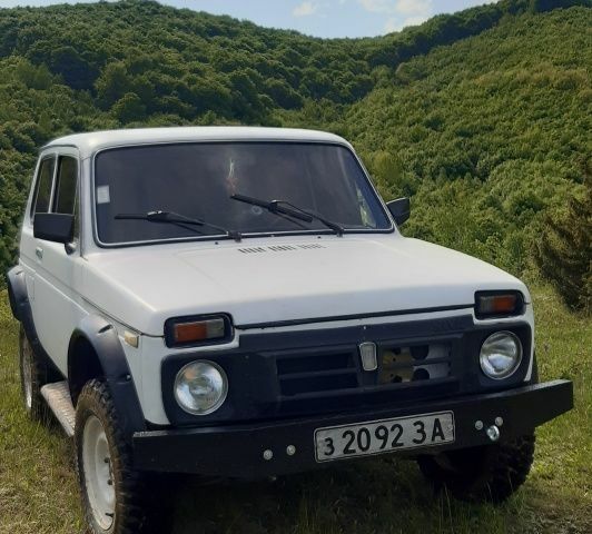 Білий ВАЗ 2121, об'ємом двигуна 0 л та пробігом 60 тис. км за 1500 $, фото 1 на Automoto.ua