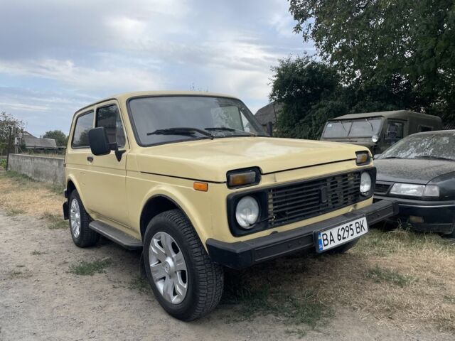 Бежевый ВАЗ 2121 Нива, объемом двигателя 0 л и пробегом 266 тыс. км за 1550 $, фото 1 на Automoto.ua