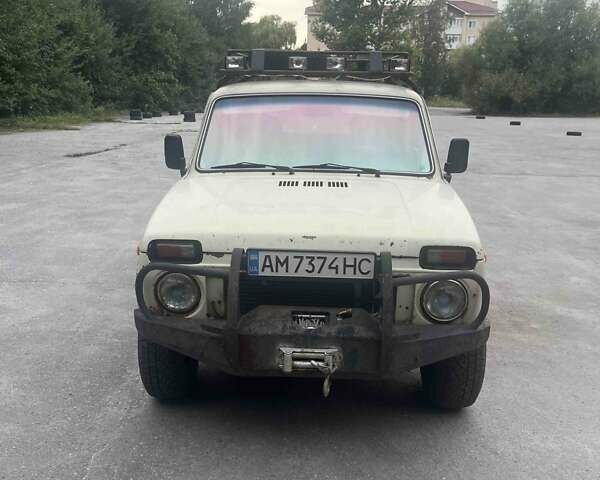 Бежевый ВАЗ 2121 Нива, объемом двигателя 1.6 л и пробегом 125 тыс. км за 2600 $, фото 1 на Automoto.ua