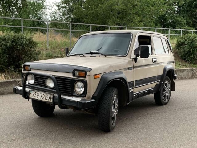 Бежевый ВАЗ 2121, объемом двигателя 0 л и пробегом 58 тыс. км за 900 $, фото 1 на Automoto.ua