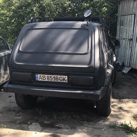 Черный ВАЗ 2121 Нива, объемом двигателя 1.6 л и пробегом 200 тыс. км за 2800 $, фото 1 на Automoto.ua